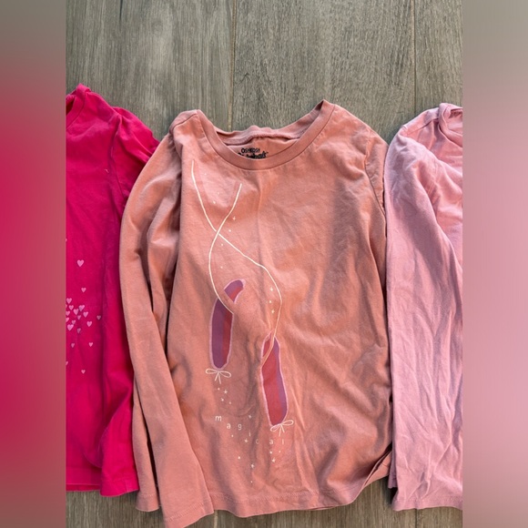 Set of 4 girls long sleeve shirts, size 6. Excellent condition. - Picture 3 of 5